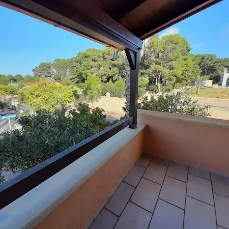 36 Di Pescoluse Apartment